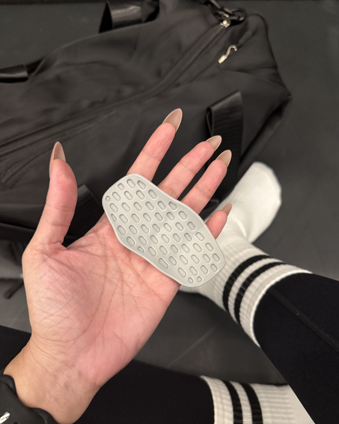 Grippy – Lightweight Hand Grip for Women | Grip & Forearm Training | Peach Queen